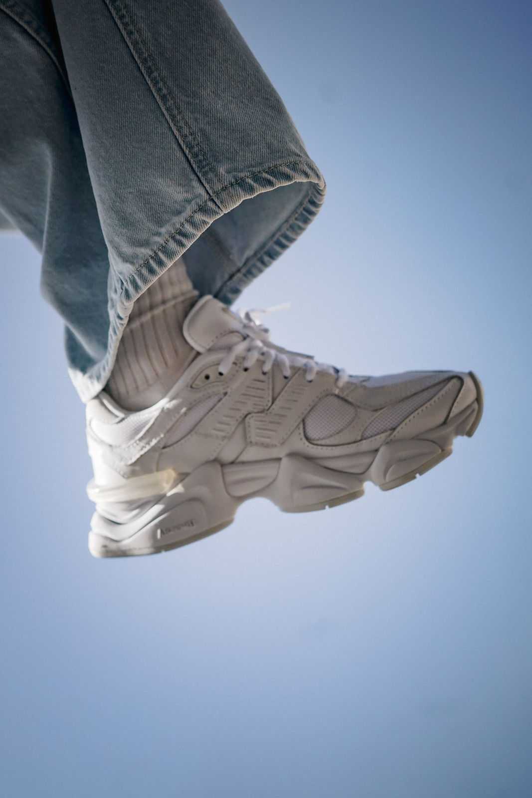 NEW BALANCE U9060 WHITE